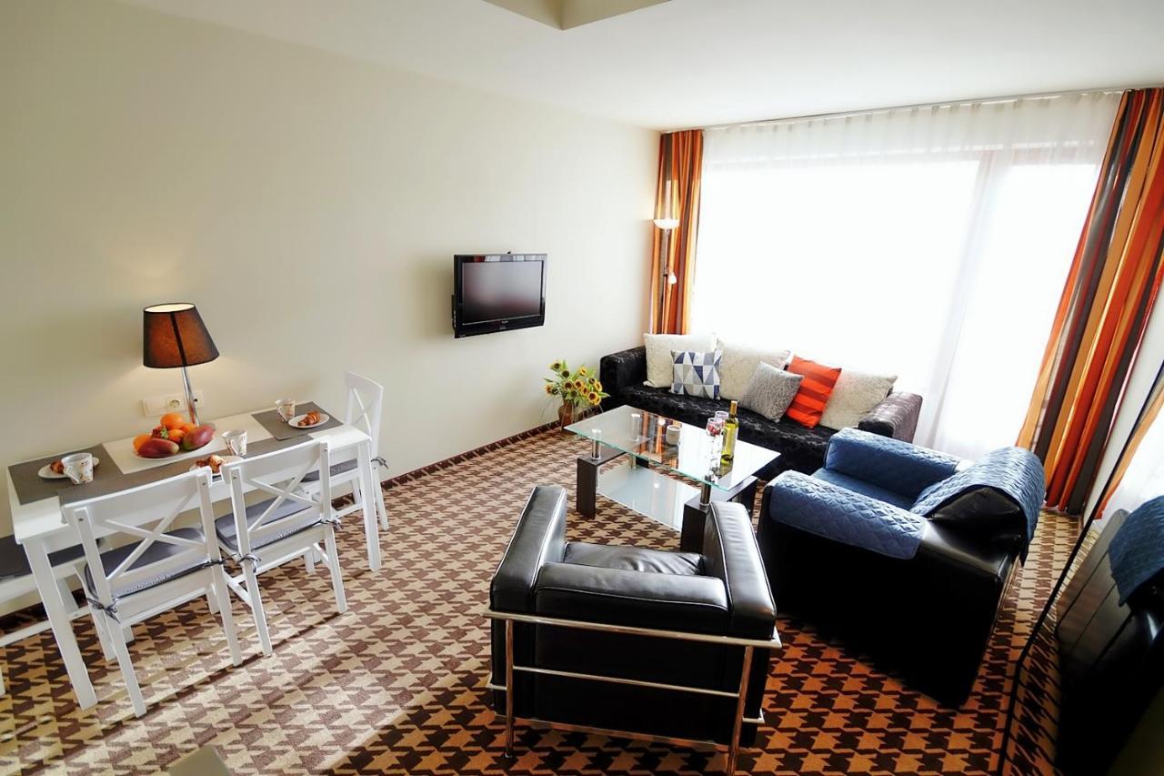 402 W Royal Tulip Sand 200 M Do Plazy Prywatny Apartament Dobruk Apartamenty Aneks Kuchenny コウォブジェク エクステリア 写真