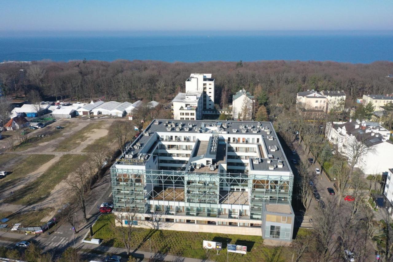 402 W Royal Tulip Sand 200 M Do Plazy Prywatny Apartament Dobruk Apartamenty Aneks Kuchenny コウォブジェク エクステリア 写真
